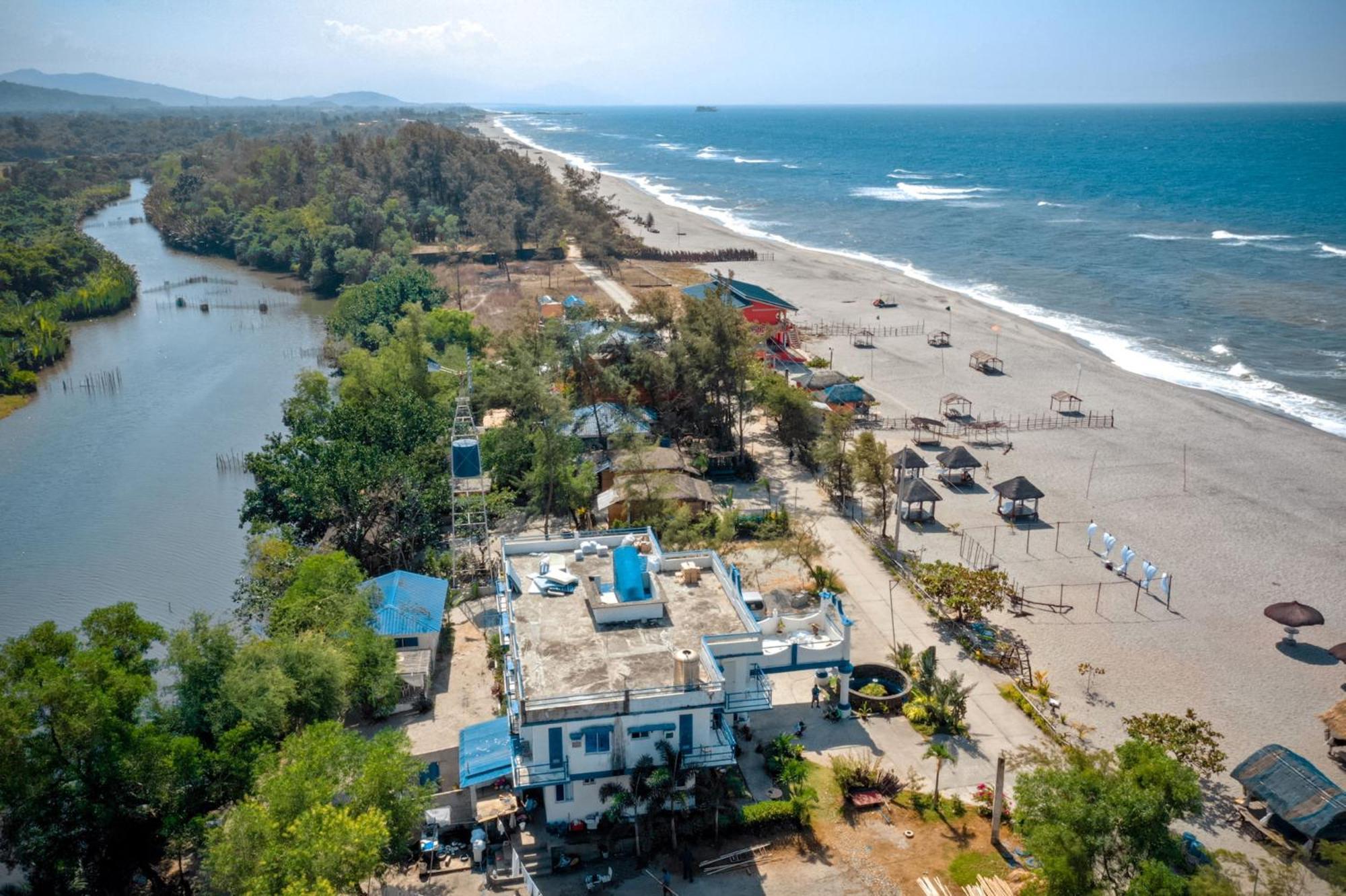 Club Monet Beachfront Resort By Cocotel Cabangan Exterior photo