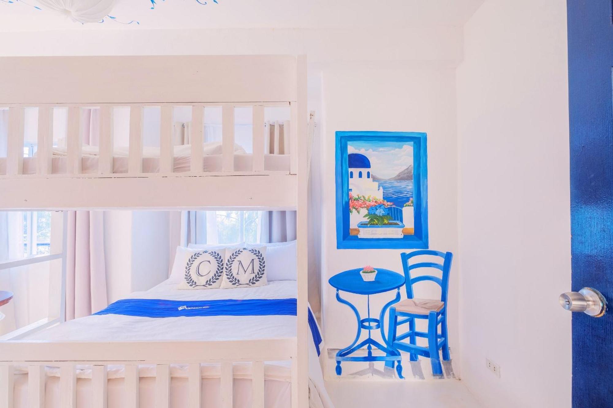 Club Monet Beachfront Resort By Cocotel Cabangan Room photo