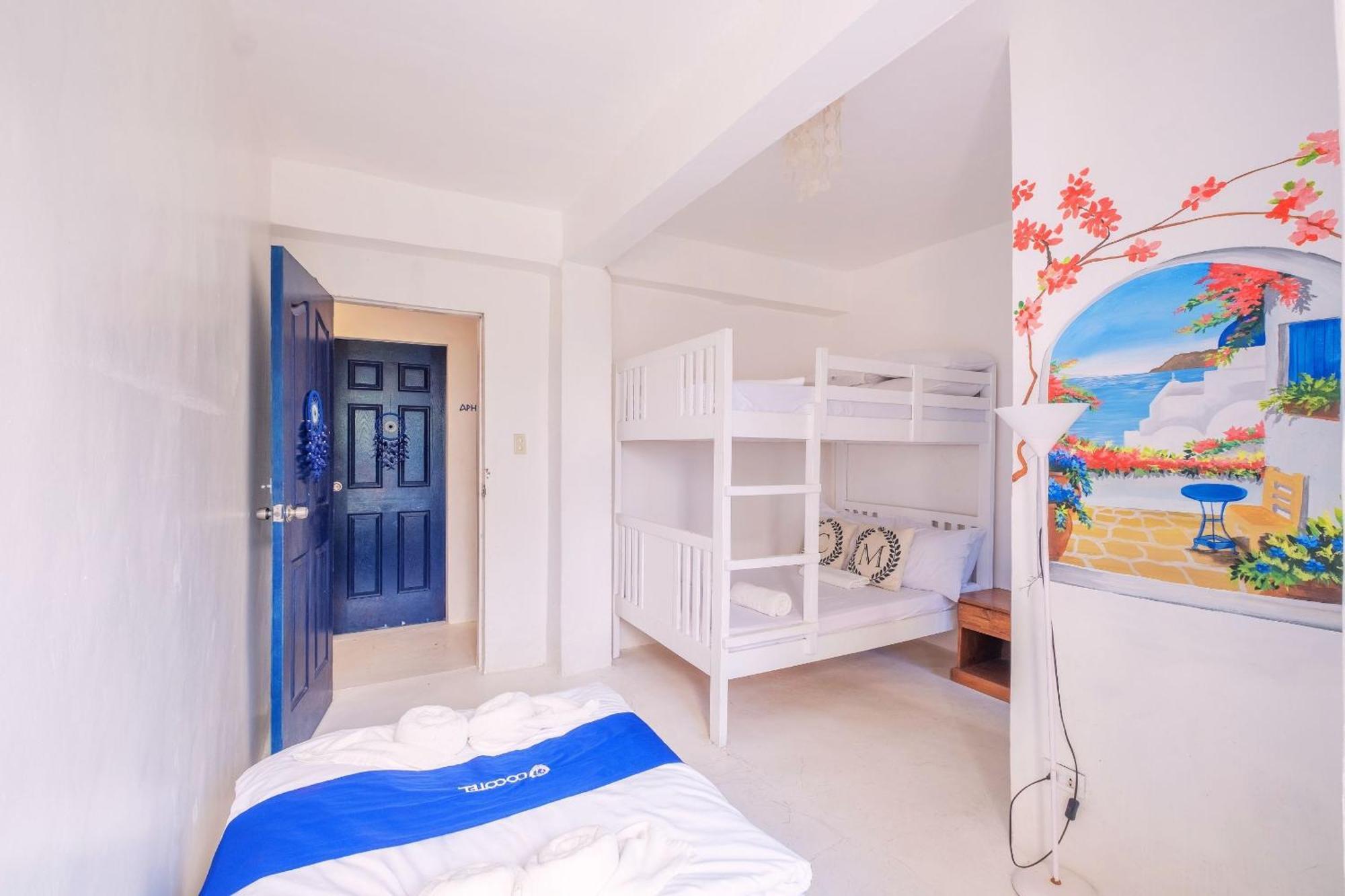Club Monet Beachfront Resort By Cocotel Cabangan Room photo