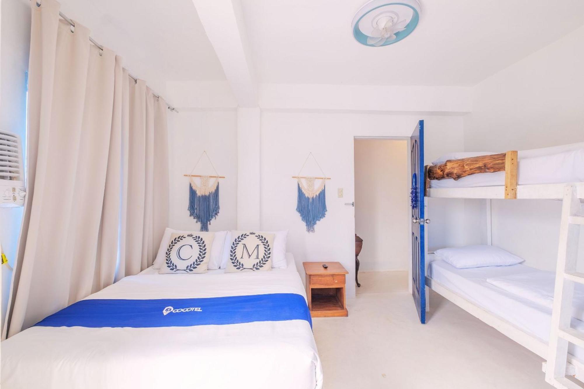 Club Monet Beachfront Resort By Cocotel Cabangan Room photo